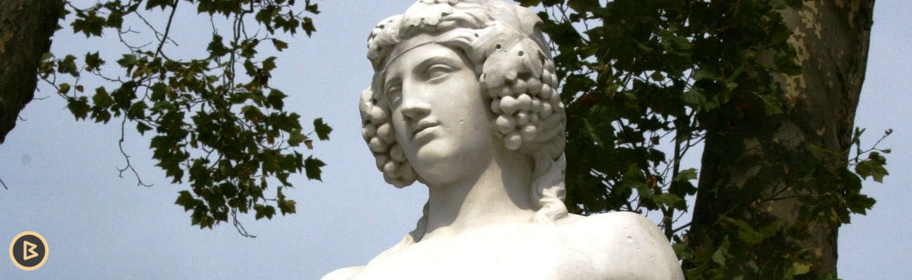 Imagem de uma estátua dedicada a Bacco, deus do vinho, segundo a mitologia romana